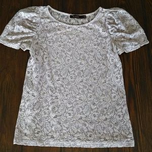 Lace cap sleeve top